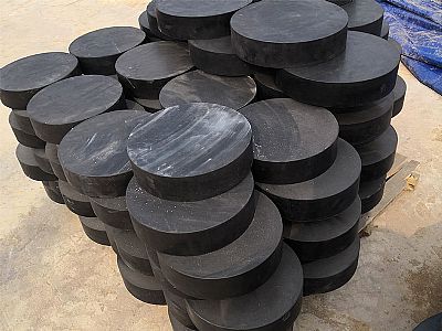 七里河板式橡胶支座由若干层橡胶片与薄钢板经加压硫化
